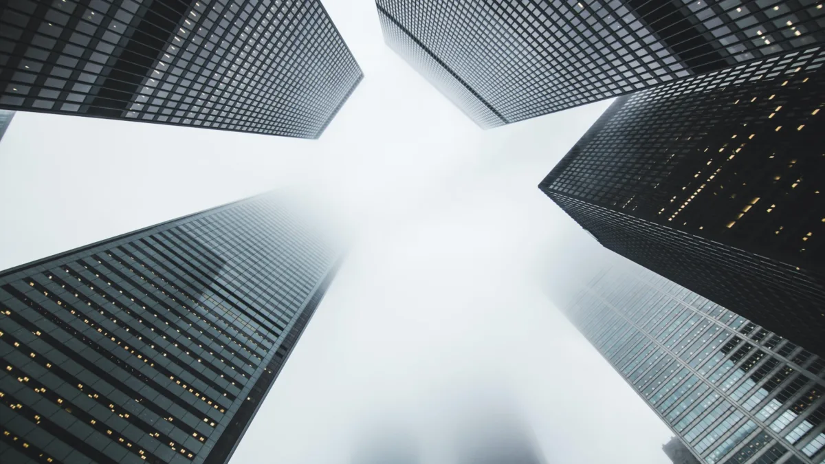 Fundo imobiliário recebe aluguel em atraso com multa e juros. Foto: Unsplash