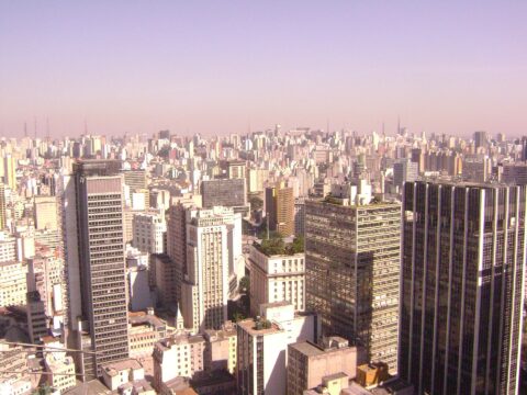 Dividendos de FIIs: 45 fundos imobiliários pagam rendimentos nesta semana; Veja quais