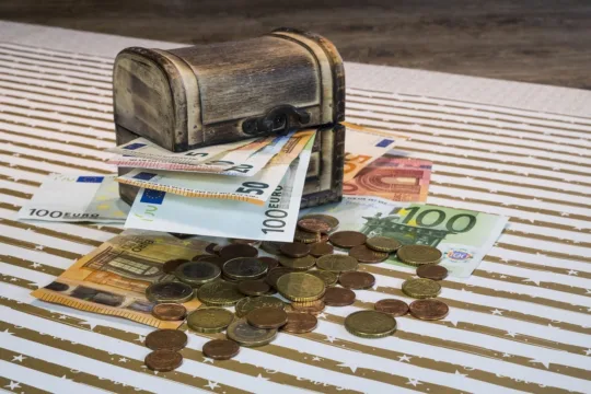 BTRA11 anuncia o “dobro” de dividendos após se tornar Fiagro; veja valor