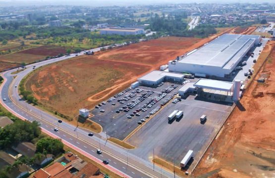 ALZR11 conclui compra de centro de distribuição do Oba, no interior de SP