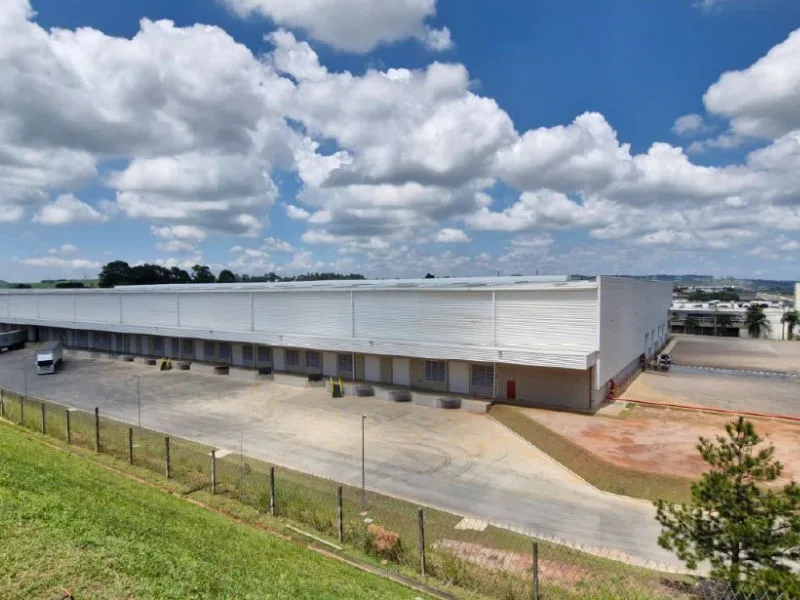 BTLG11 fecha 2025 com retorno total de 20,3%, aponta relatório