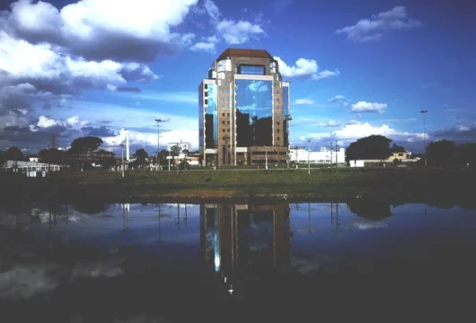 Fundo imobiliário avalia venda de edifício na Marginal Pinheiros por R$ 72 milhões