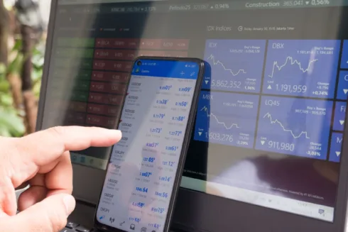 VISC11 fecha em alta de 0,49% e vai na contramão do IFIX.Foto: Unsplash