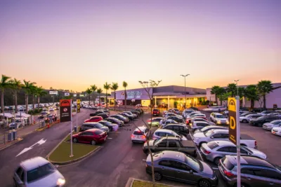 JCCJ11: fundo imobiliário fecha acordo e amplia exposição a shoppings