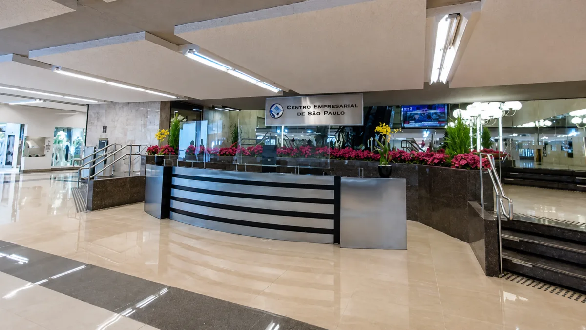 CNES11 estima impacto de 22% na receita após saída parcial de locatário