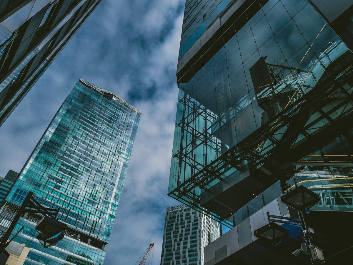 IRDM11 vai sair da B3? Entenda situação do fundo imobiliário
