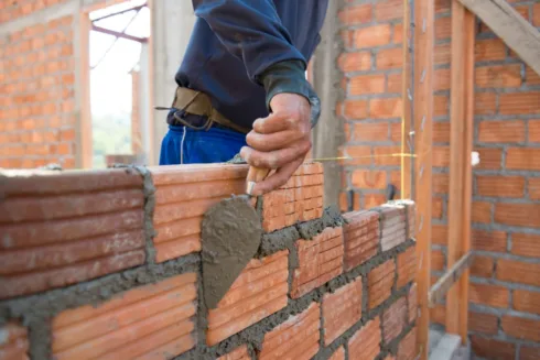 Crédito imobiliário: governo eleva teto do SFH e muda regra da poupança