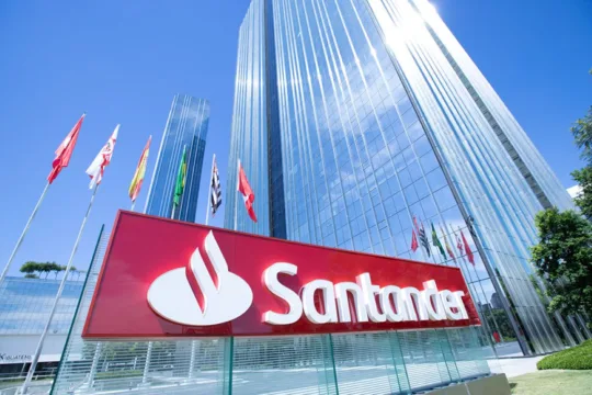 Em transação milionária, RBVA11 vende imóvel locado ao Santander no RJ