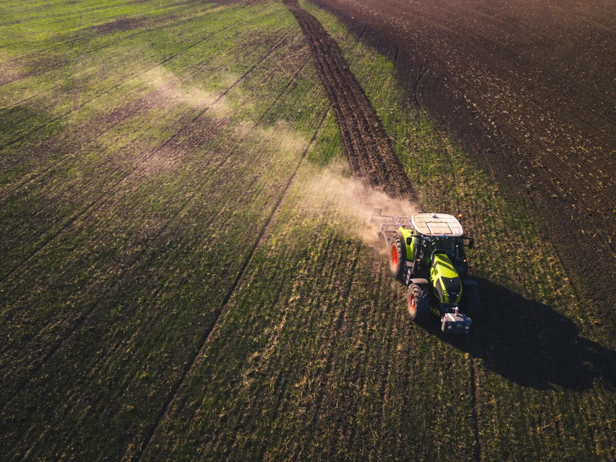 SNFZ11 surfa avanço do agro brasileiro que já superou meta global para 2050