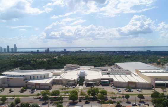 Fundo imobiliário de shopping sobe mais de 4%, mas segue descontado; IFIX tem 8ª alta seguida