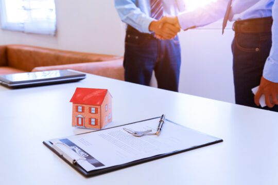 PVBI11 realiza venda milionária de dois imóveis e atinge retorno de 10,61% ao ano. Imagem: iStock