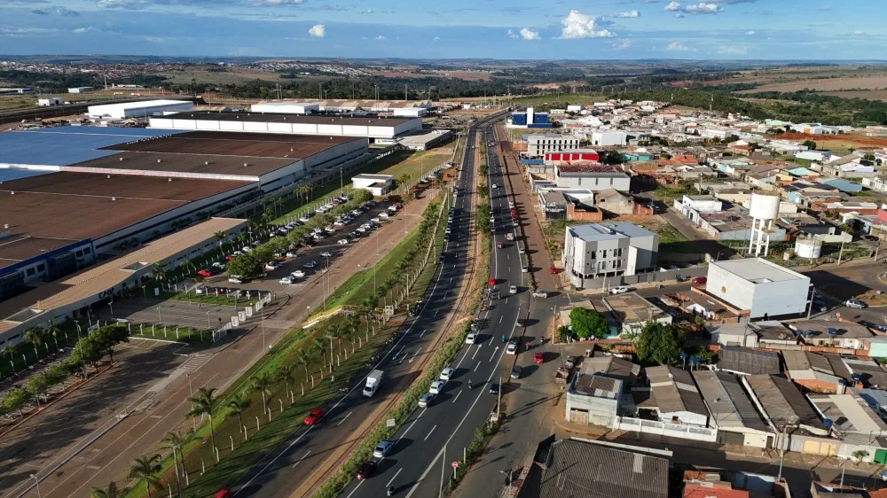 ARCT11 conclui recompra de cinco imóveis industriais em Goiás por R$ 15,5 milhões