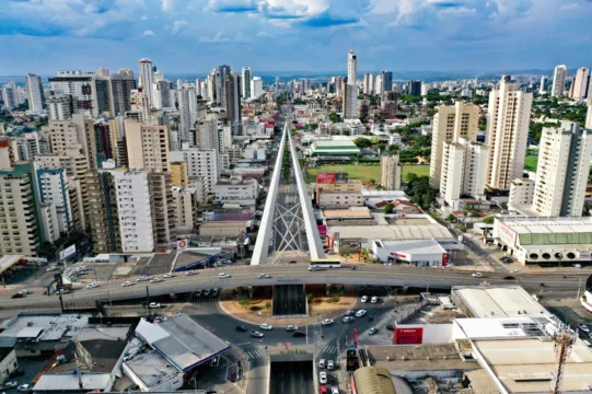 Shopee e Mercado Livre ampliam operações em Goiás e reforçam logística no Centro-Oeste