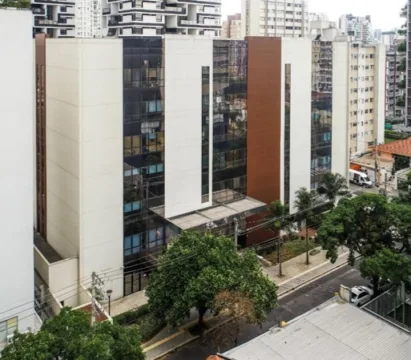 HGRU11, SNID11, AZPL11, TOPP11 e ZAGH11 são destaques do Bom Dia FIIs (15/10)