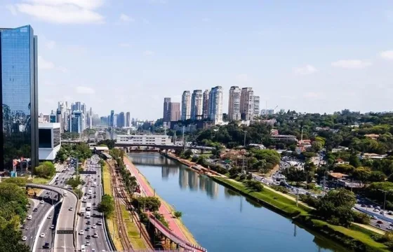 Marginal Pinheiros e Faria Lima lideram retomada dos escritórios em SP; veja outras regiões
