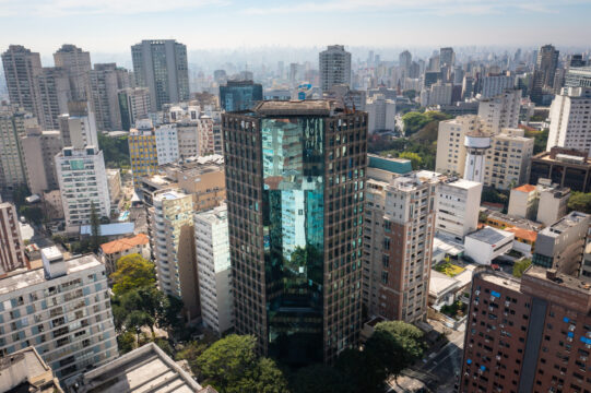 Fundo imobiliário informa saída de inquilino em edifício de SP; veja impacto na receita