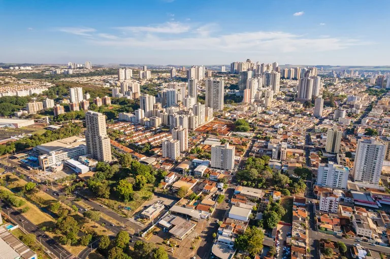 Ribeirão Preto lidera lançamentos imobiliários em 2025; veja ranking