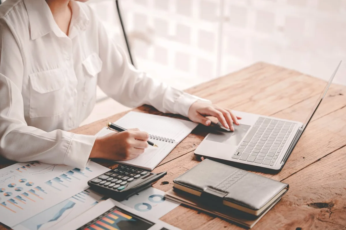 Dividendos do SNFF11 seguem em patamar mais elevado em 3 anos; veja valor e quem recebe