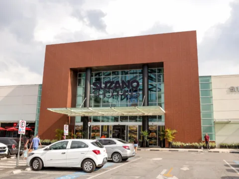 PMLL11 conclui transação com shoppings e registra lucro não recorrente de R$ 0,58 por cota