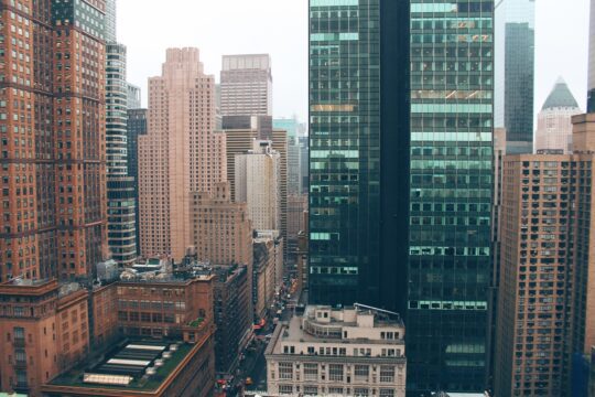 Fundo imobiliário dispara 8%; XPLG11 e KNRI11 são destaques do IFIX hoje (4). Foto: Pixabay