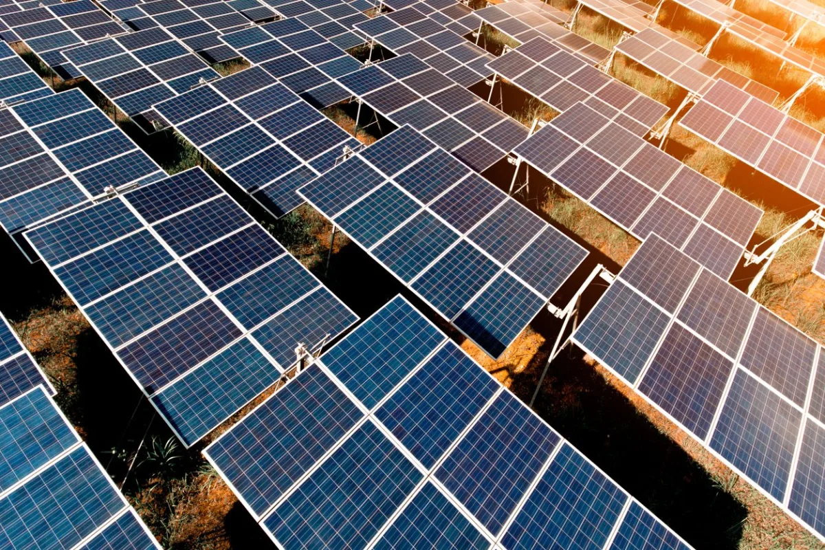 SNEL11: China acelera transição energética e amplia espaço para renováveis
