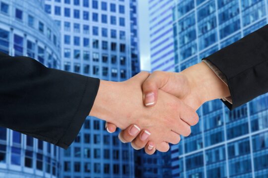ALZR11 conclui negócio milionário e detalha acordo com gigante do e-commerce. Foto: Pixabay