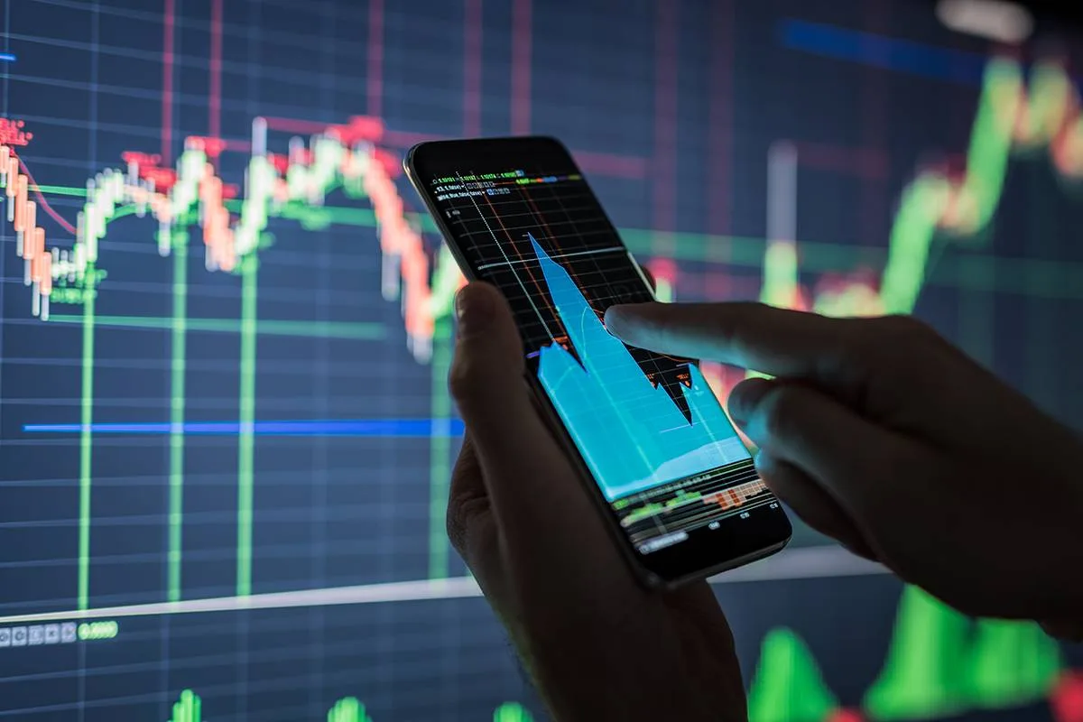 FII CCME11 sobe 1,69% e fecha aos R$ 8,42 nesta sexta-feira