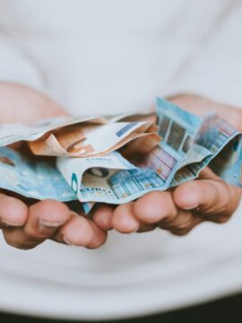SNME11: fundo imobiliário distribui dividendos de 13,9% ao ano; veja quanto