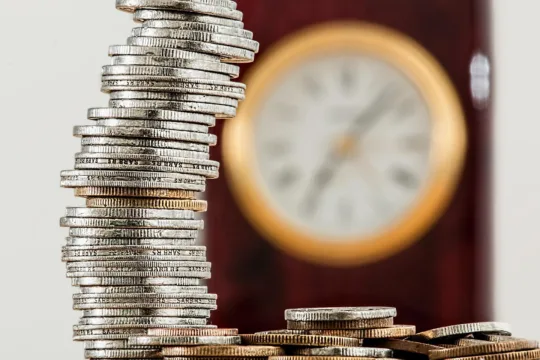 KNIP11 paga dividendos que rendem 1,07% ao mês e FII lucra R$ 98,2 milhões; veja detalhes