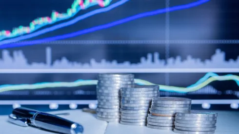 SNEL11 sobe 1,34% mesmo com queda do IFIX. Foto: Freepik
