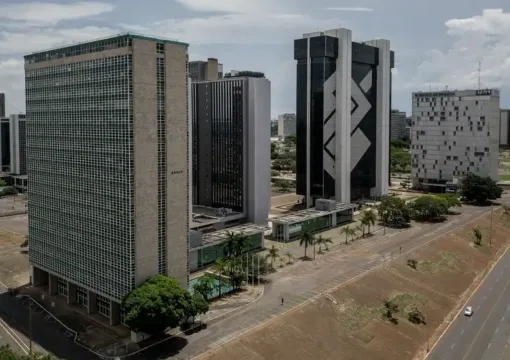 TVRI11 informa rescisão de contratos do Banco do Brasil que representam 4,7% da receita
