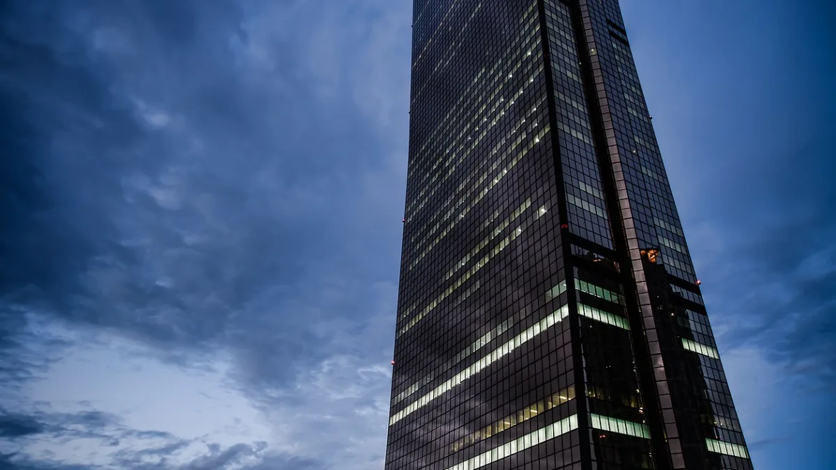 Santander (SANB11) anuncia novidade para investidores de fundos imobiliários; Confira qual