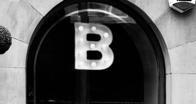 O que significa os fundos imobiliários com final "B"?