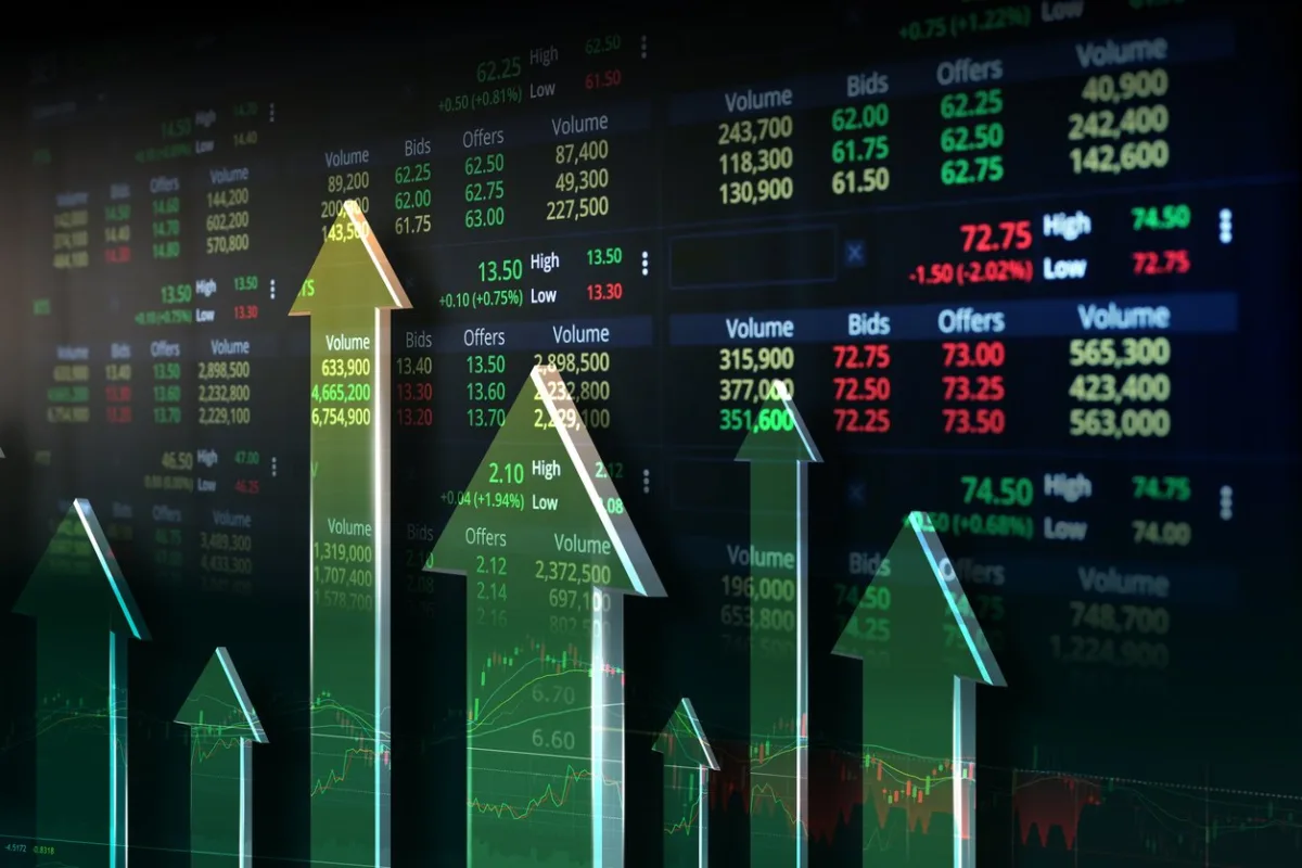 Dividendos do SNFF11 rendem 12,68% ao ano e retorno do FII supera o IFIX; veja detalhes