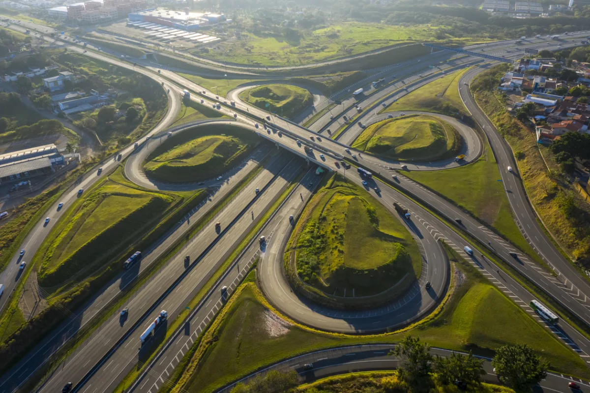 SNID11 pode surfar onda de investimentos bilionários em infraestrutura