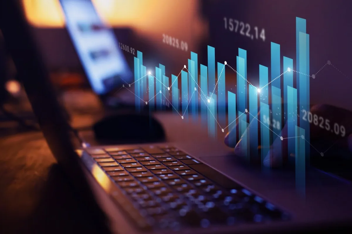 XPLG11 amplia lucro em mais de 20% e paga dividendos anualizados de 9,94%