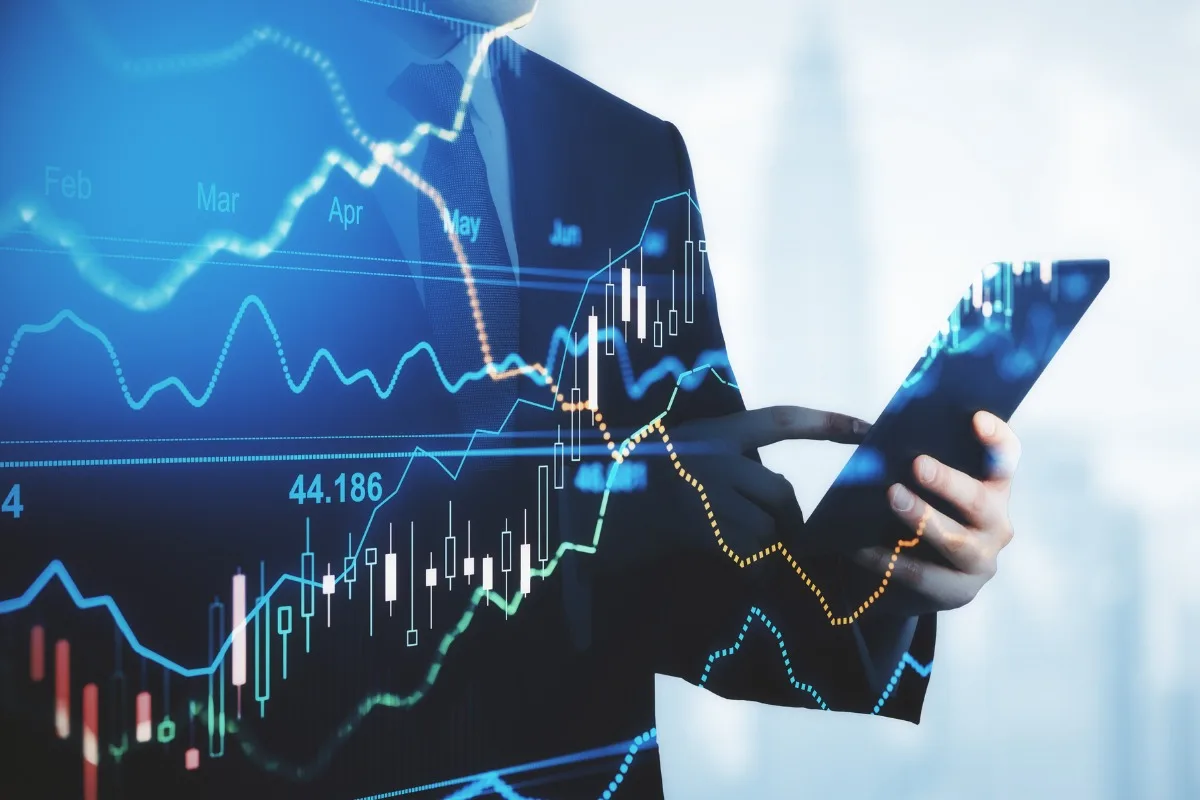 Fundo imobiliário sofre inadimplência e aciona despejo; qual o impacto nos dividendos?