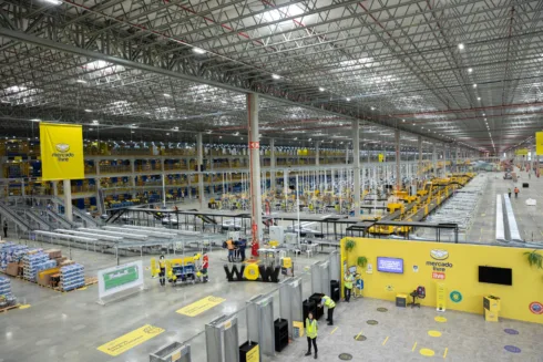BRCO11: galpão 100% vago em julho é locado por inteiro em agosto. (Foto: Mercado Livre/Divulgação/Vinicius Stasolla)