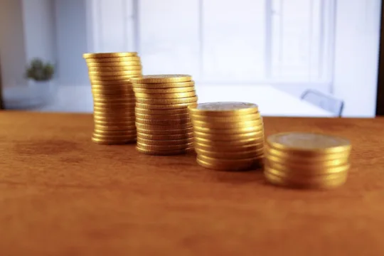 Lucro do RECR11 salta 8,3% e dividendos rendem 12,46% ao ano