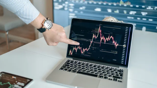 FII SNME11 negocia R$ 2,35 milhões após elevar dividendos em 50%