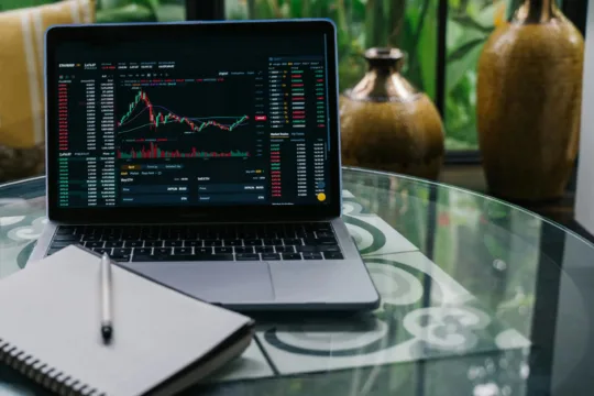 Dividendos hoje: confira os FIIs que remuneram cotistas nesta terça-feira