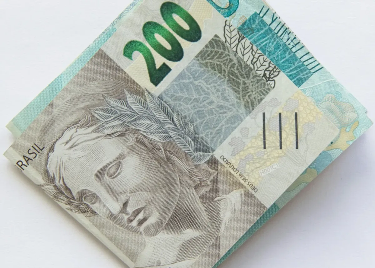 MXRF11, VISC11, HGLG11, XPLG11: mais de 30 FIIs pagam dividendos de até R$ 1,10 por cota