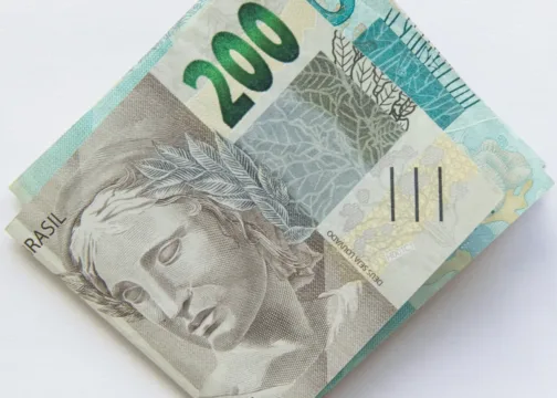 MXRF11, VISC11, HGLG11, XPLG11: mais de 30 FIIs pagam dividendos de até R$ 1,10 por cota