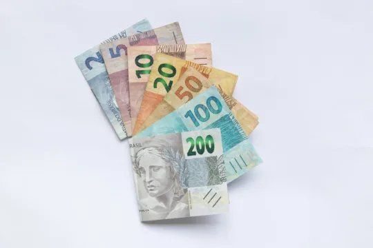KNSC11 divulga dividendos: descubra o valor que será pago em abril