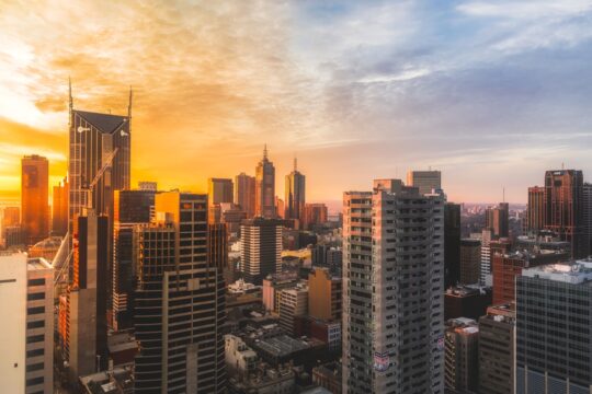SNME11: fundo imobiliário amplia ganho com outros FIIs e tem retorno mensal de 8%