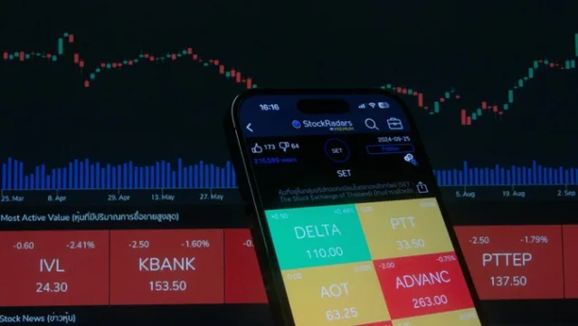 IFIX recua aos 3.928,65 pontos e fecha quinta-feira em queda de 0,29%