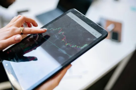 SNCI11 lucra R$ 4,5 milhões e acumula rentabilidade de 21,26% acima do IFIX
