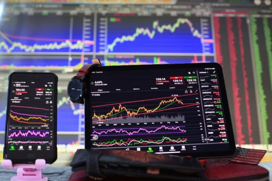 IFIX encerra pregão da terça-feira estável, aos 3.924,64 pontos