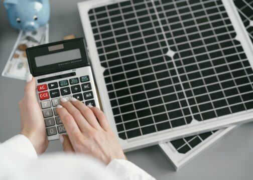 SNEL11, TOPP11 e BBIG11 estão entre destaques do Bom Dia FIIs (25/8)