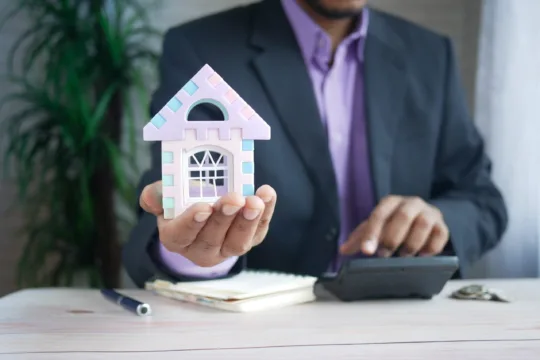 FATN11: fundo imobiliário fecha nova compra milionária de imóvel em SP; veja o valor